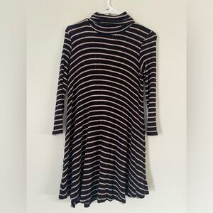 Black and tan long sleeve dress turtleneck American eagle outfitters